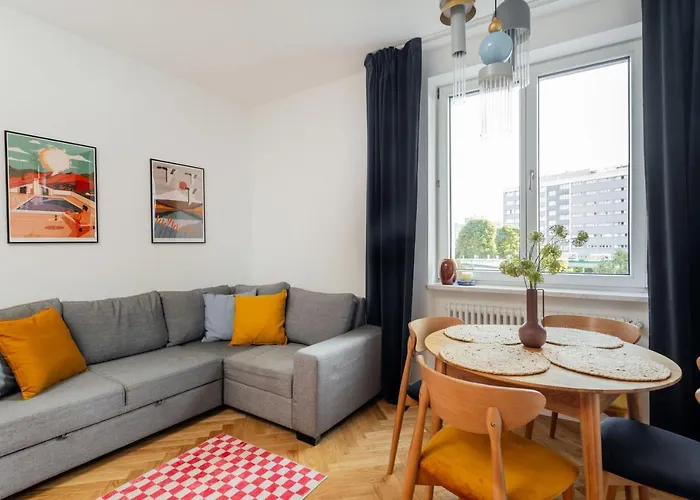 Orchard Center Apartment