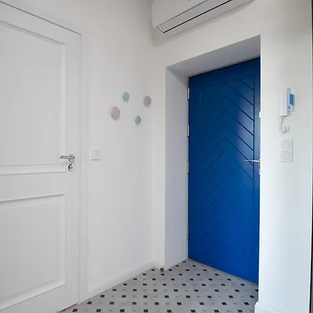 Daire Orchard Center Varşova